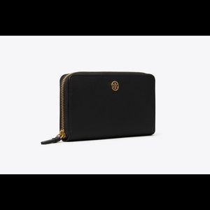 Tory Burch Black Robinson Wallet